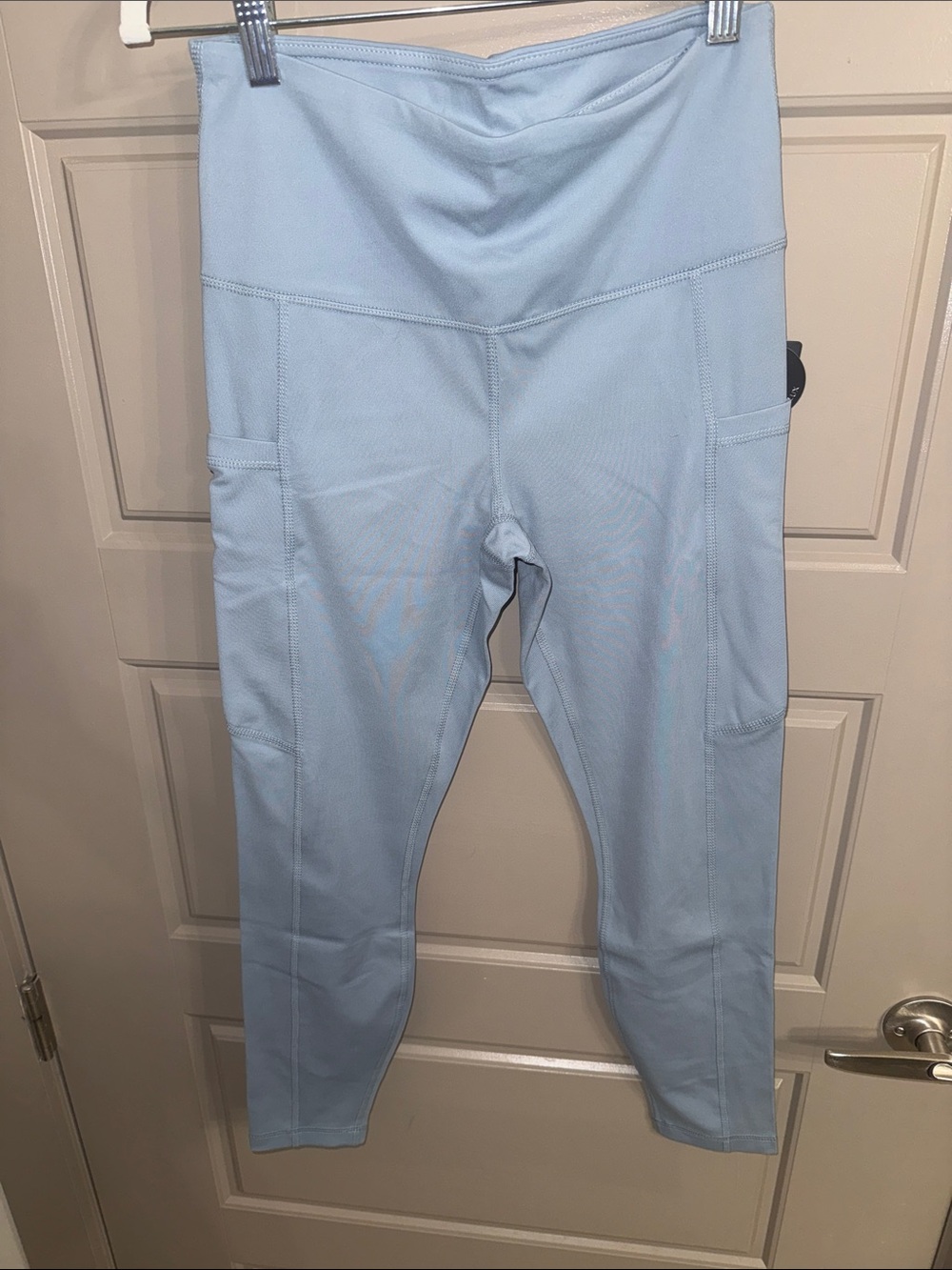 Yogalicious Light Blue High-Waist Leggings with Side Pockets